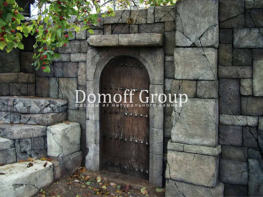 Забор из дикого камня